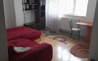 Mansarda  situata in Micro 21, cu balcon si vedere la Dunare - Poză 3