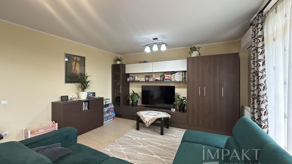 Vanzare apartament cu 2 camere + garaj, Borhanci! - Poză 2