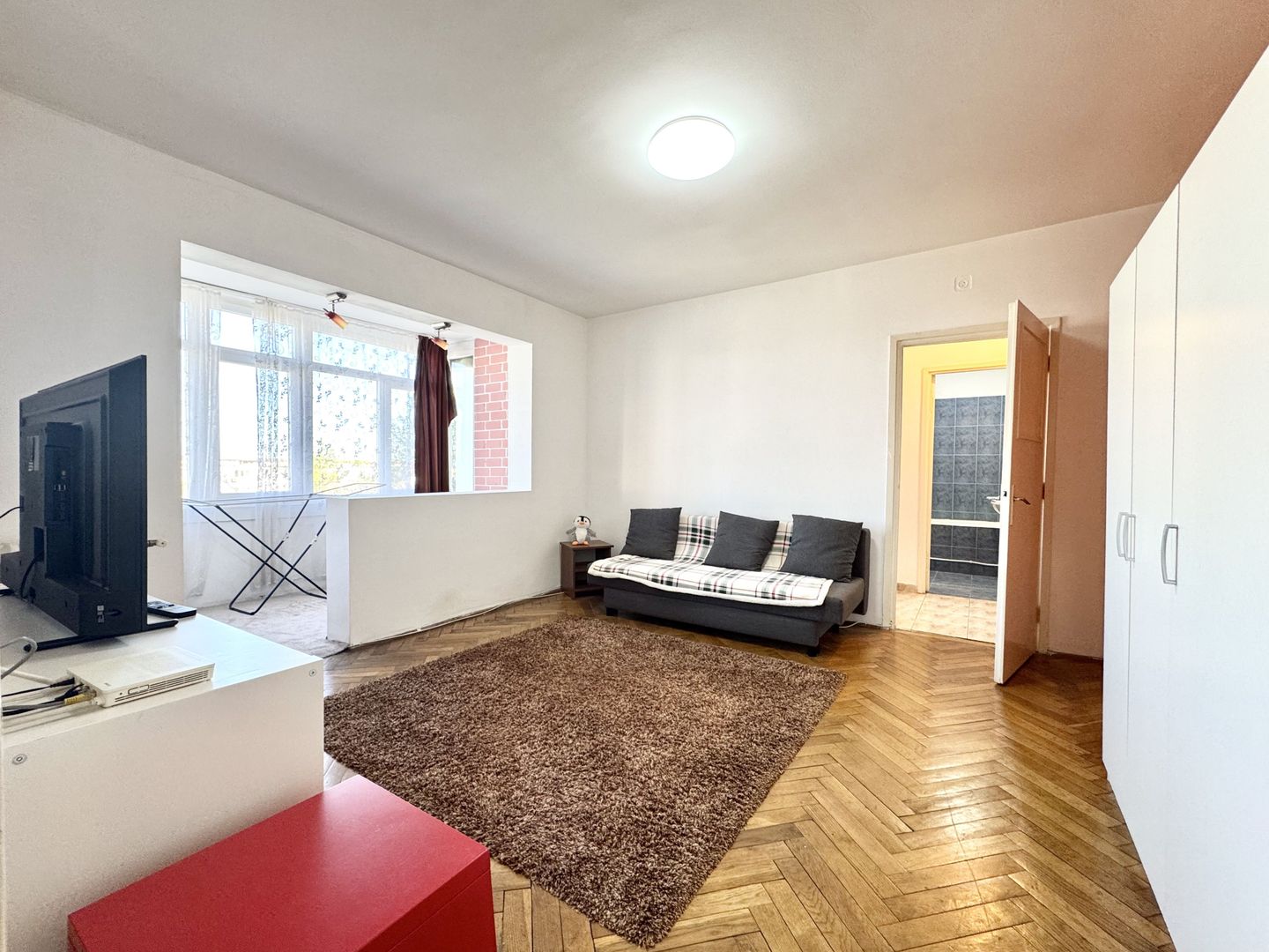 Apartament 2 camere, Calea Șagului – zona Turist - Poză 1