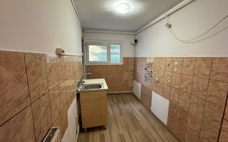 Apartament cu 3 camere Calea Bucuresti - Poză 6