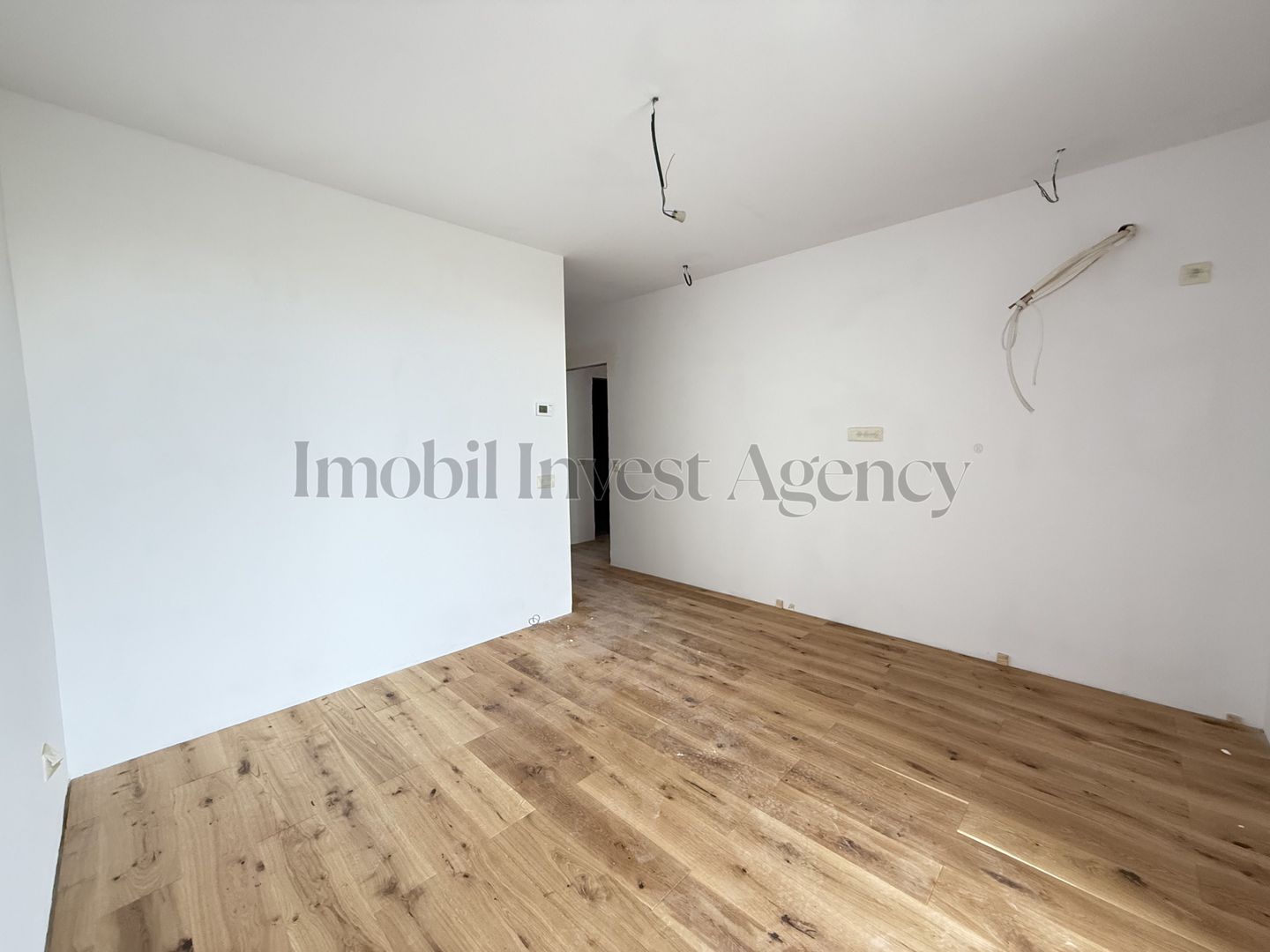 Apartament 3 camere de vanzare Pipera in bloc cu vedere la lac - Poză 10