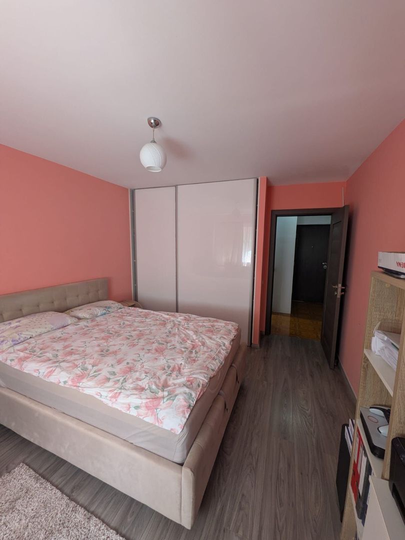 Apartament cu 2 camere decomandat de vânzare – Zona Stejarului - Poză 8