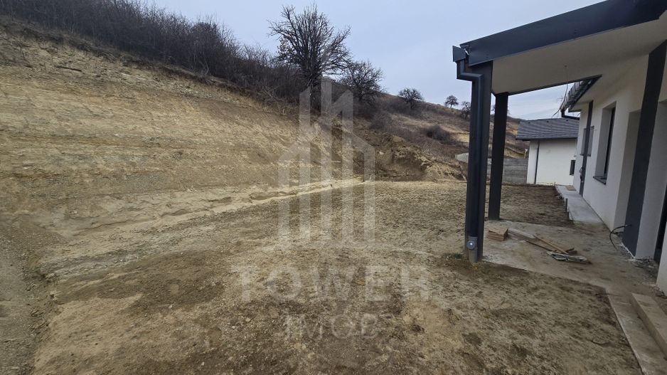 Casa 4 camere teren 500 mp view superb Sura Mare - Poză 23