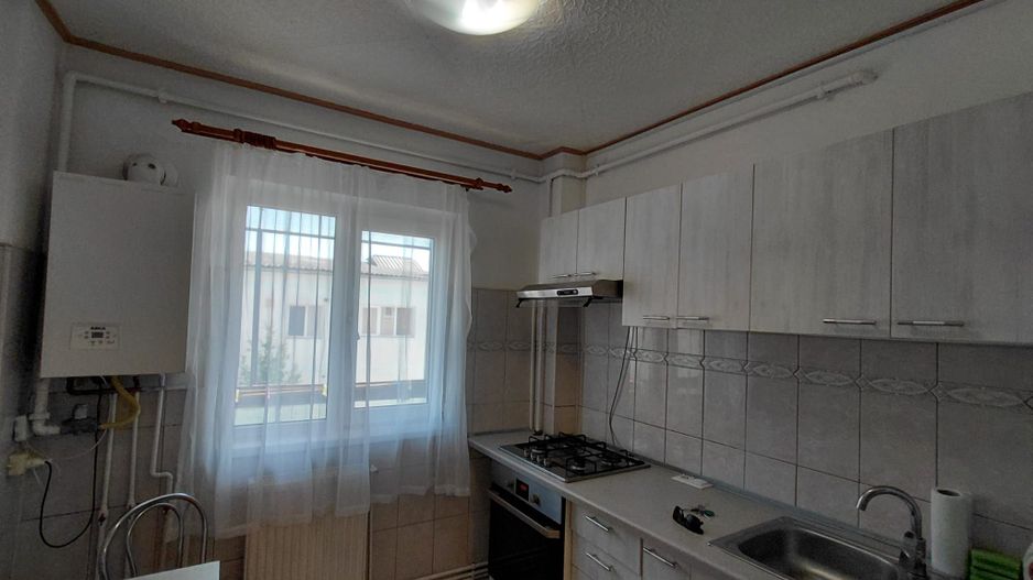 Apartament 2 camere decomandat Strada Intrarea Arieșului - Poză 6