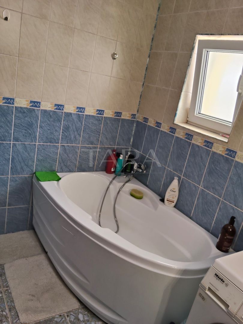 Vanzare apartament decomandat n zona centrala Apahida - Poză 6