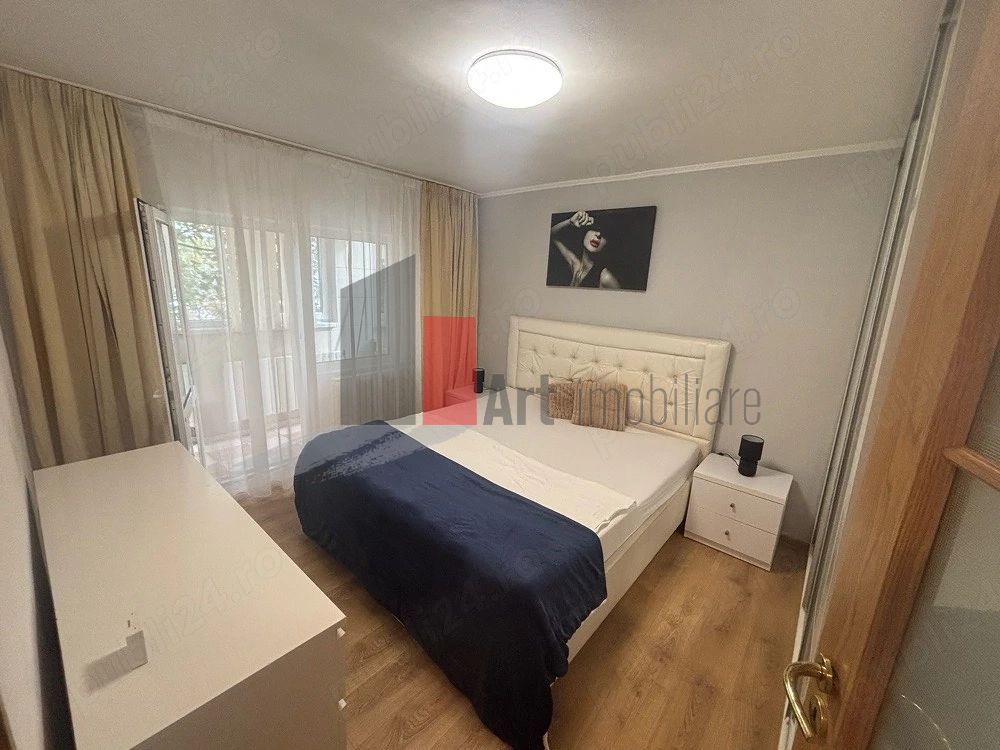Inchiriere apartament 3 camere -Pacii - Poză 3