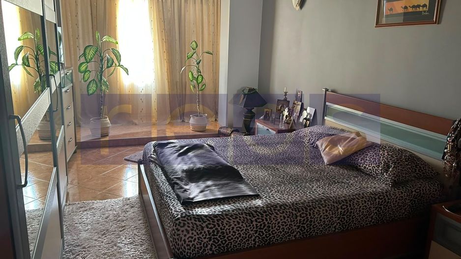 VANZARE 3 CAMERE DECOMANDAT DRISTOR - Poză 6
