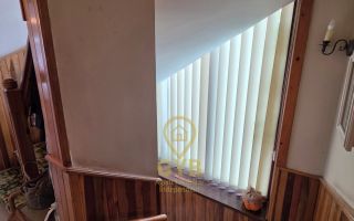 Casă cu garaj și panouri fotovoltaice în centrul orașului Salonta - Poză 9