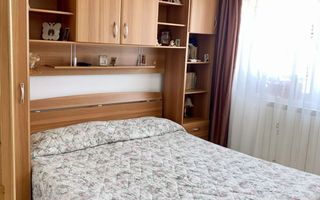VÂNZARE APARTAMENT 2 CAMERE + MANSARDĂ - Poză 3