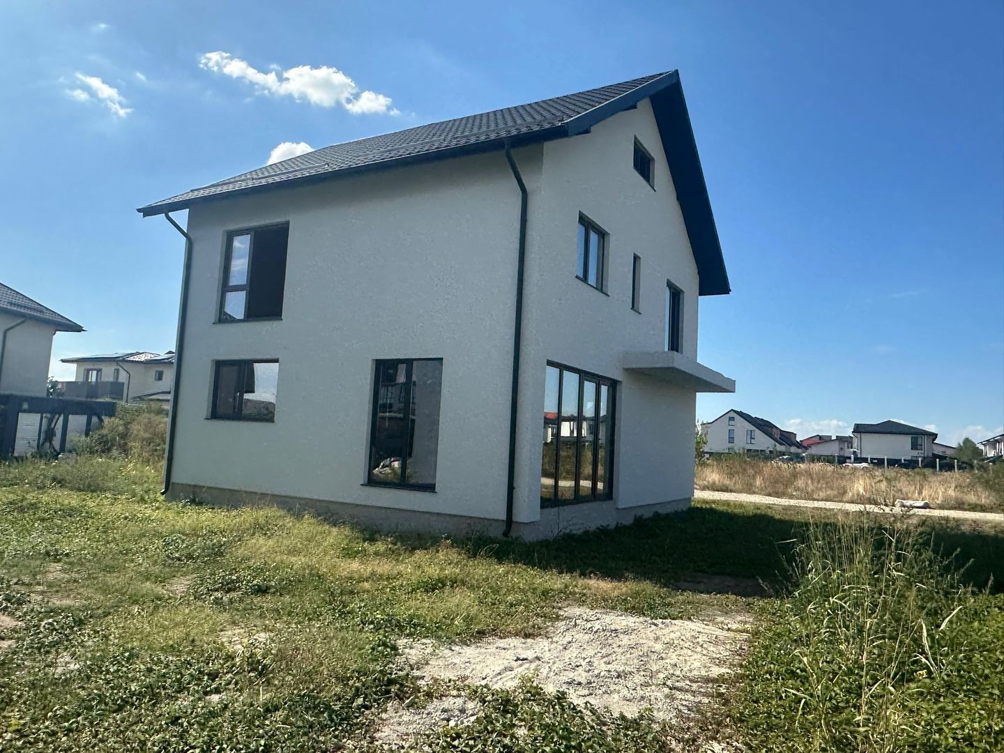 Casă individuală P+1+M Otopeni - Poză 7