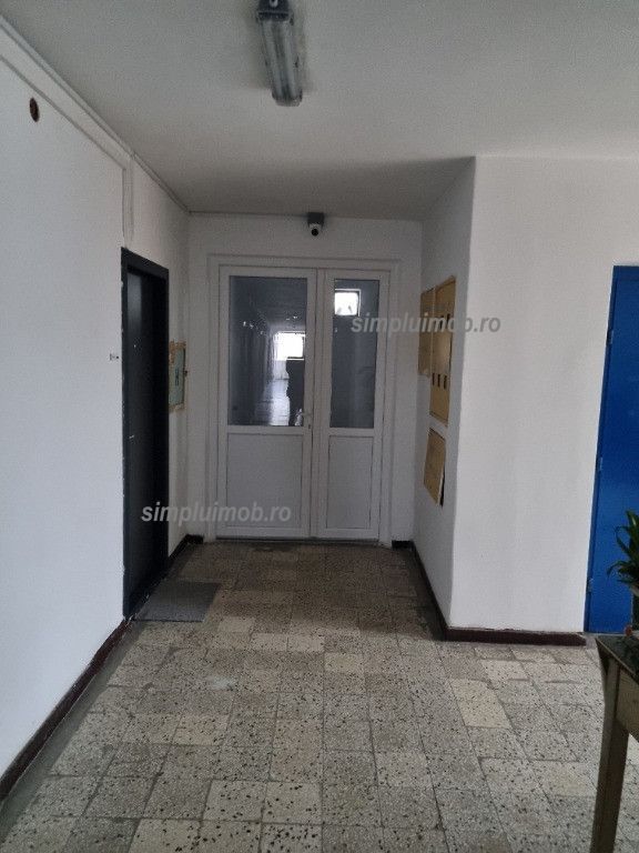 Garsonieră decomandată  32 mp  Zona Lujerului - Poză 8