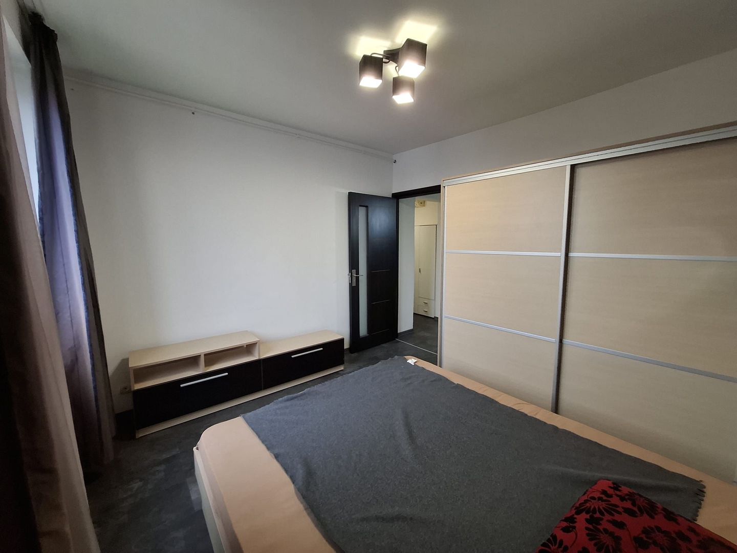 3 Camere Tineretului Metrou L334 - Poză 1