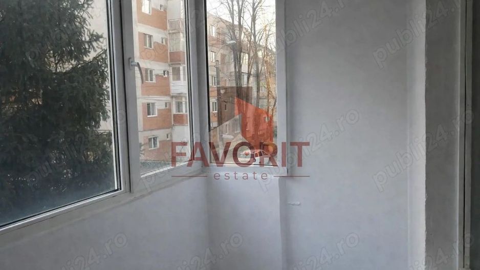 1 camera | etaj 1 | centrala proprie | zona excelenta | - Poză 5