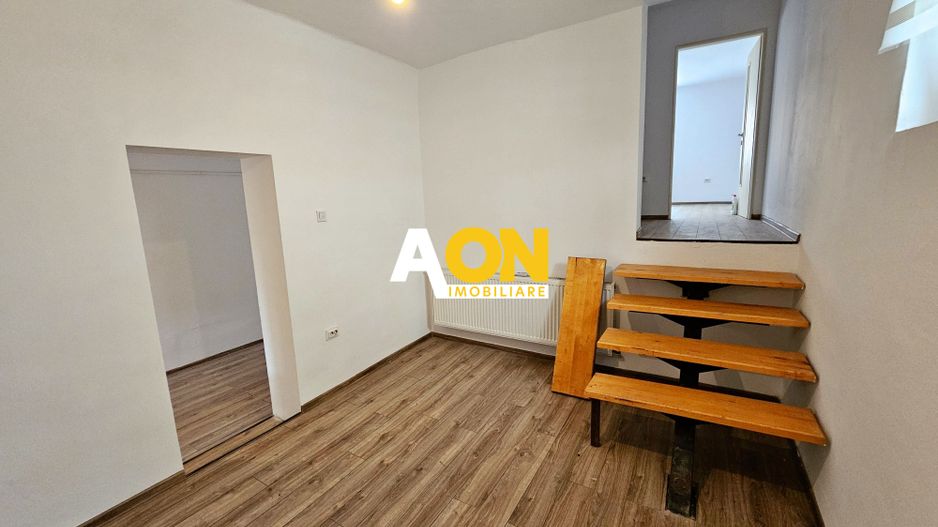 Casa de locuit si spatiu comercial, Cetate - Poză 5