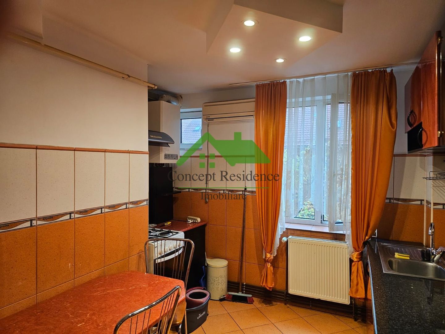 Apartament 2 camere, decomandat, etaj 1 – Victoriei, zona Albina - Poză 9