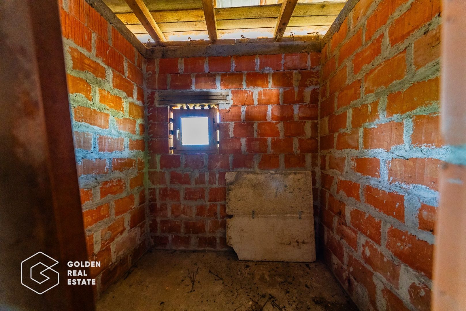 Casa situata in Pecica, 1602 mp - Poză 10