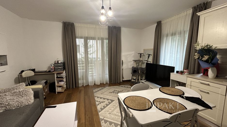 Vanzare apartament cu gradina in zona Campului - Poză 1