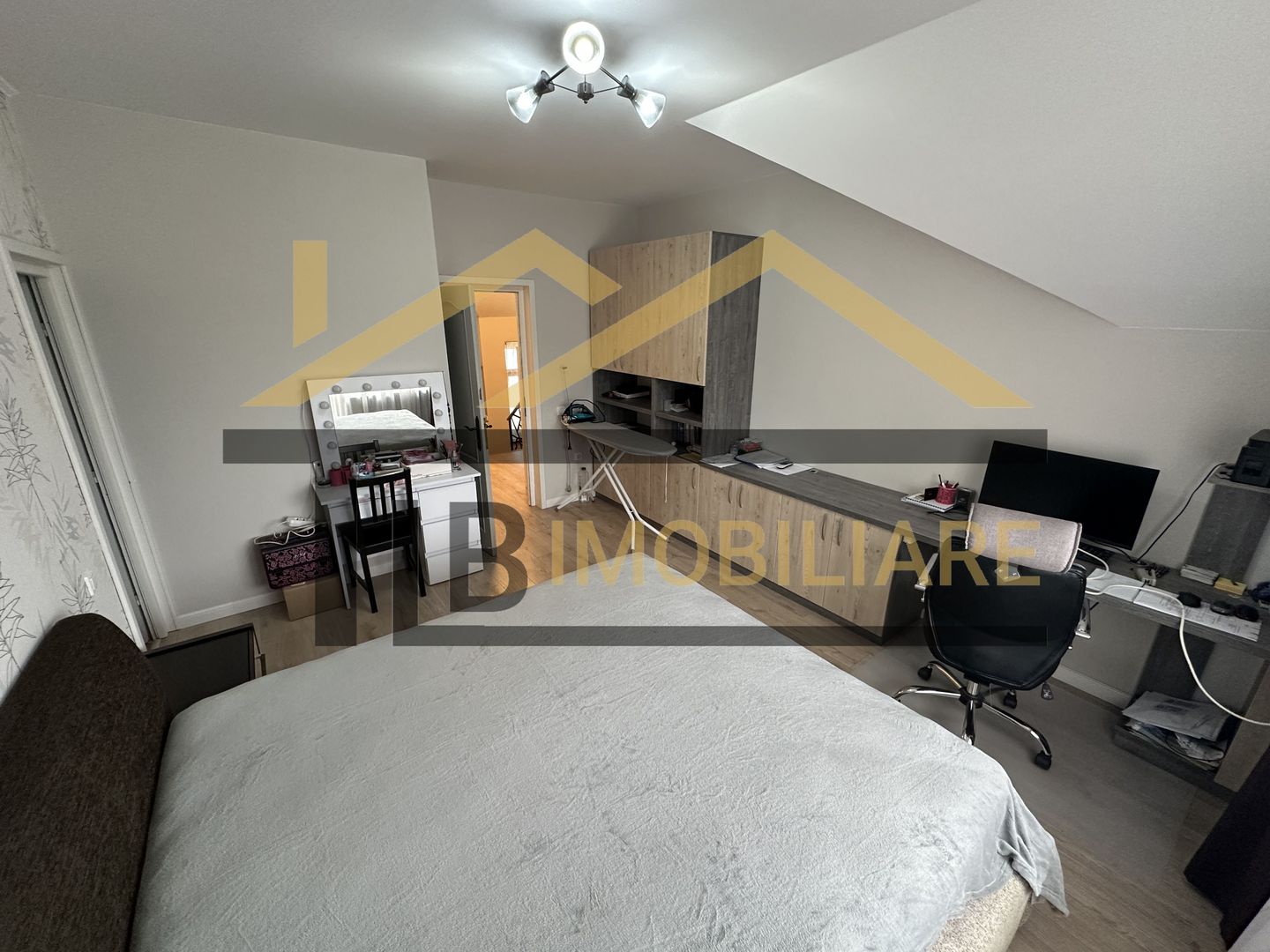 Casa de 4 camere, 200mp, parcari, Zona Unirii - Poză 7