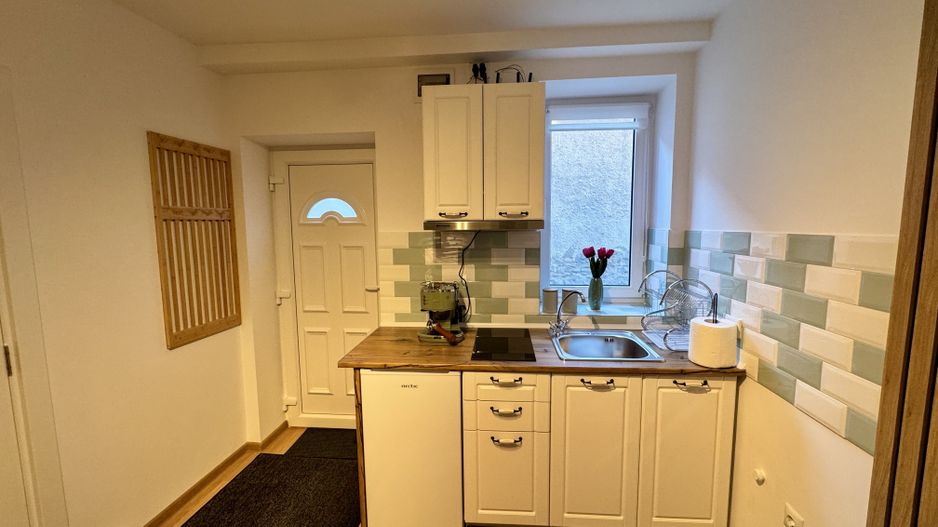 Apartament cu 2 camere la casa in Blumana, str De Mijloc - Poză 17