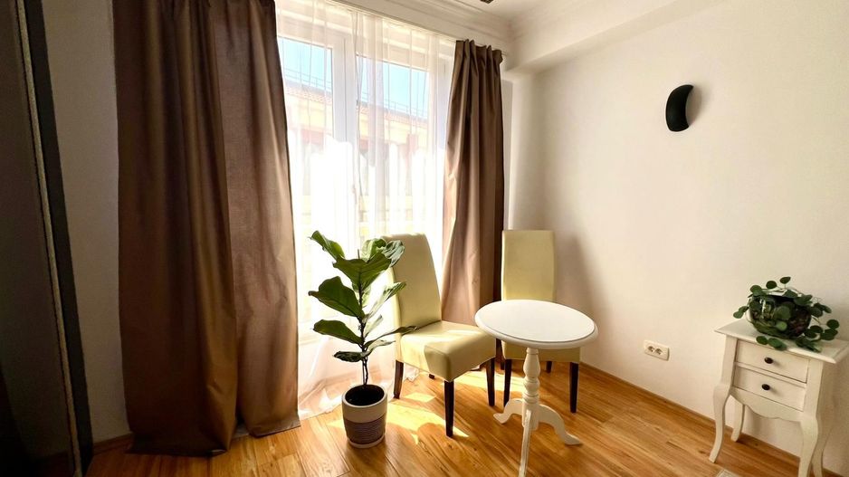 Apartament cu 3 Camere Herastrau / Terasă Generoasă - Poză 9