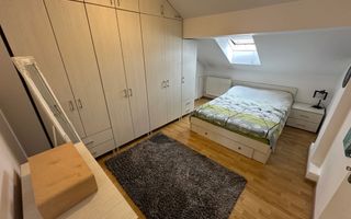 Casă / Vilă cu 5 camere zona Lunei - Poză 36