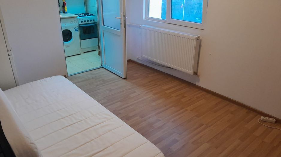 Garsoniera 19 mp str. Postavarul - Poză 5