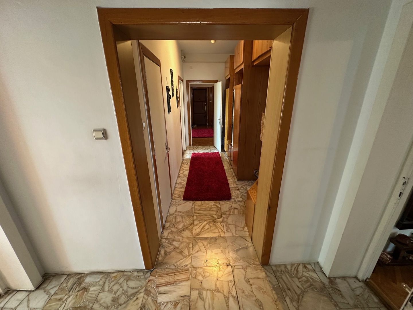 Apartament 5 camere in imobil tip asociatie zona Centrala - Poză 9
