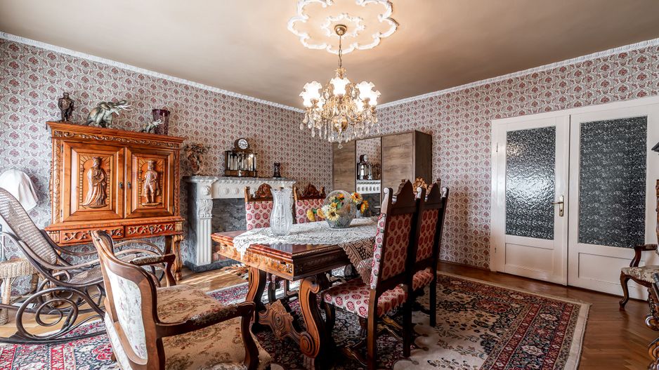 VANDUT! Vilă cu 4 apartamente aproape de centrul Timișoarei - Poză 7