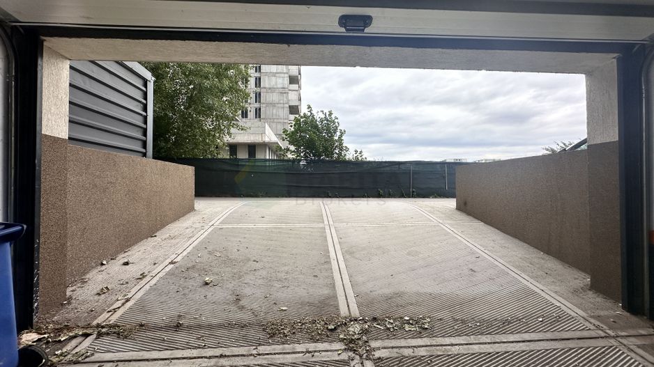 Avangarde Smart Storage | SU intre 50 si 1500mp | zona Cartierul Latin - Poză 14