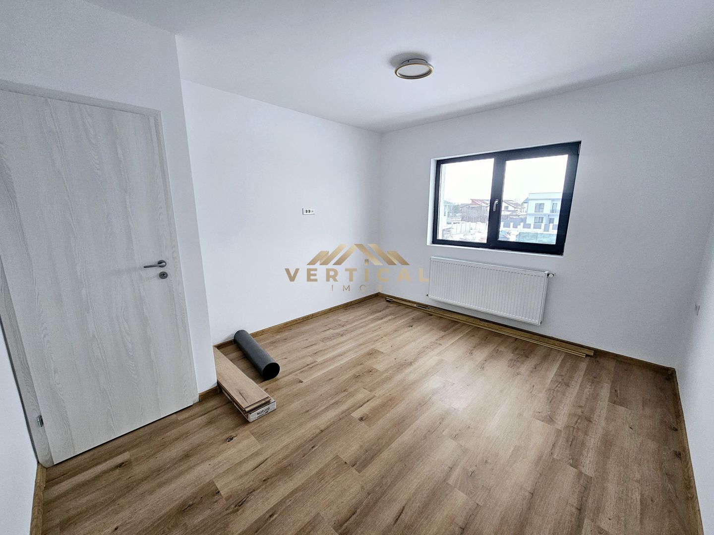 De inchiriat vila 4 camere - intrare comuna Berceni - Poză 11