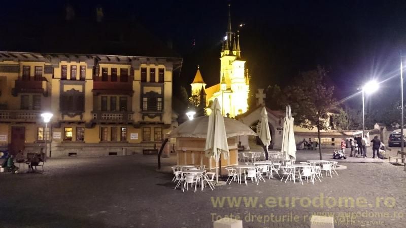 Apartament  deosebit-Piata Unirii,  apartament in casa  4 camere, 2 bai. - Poză 19