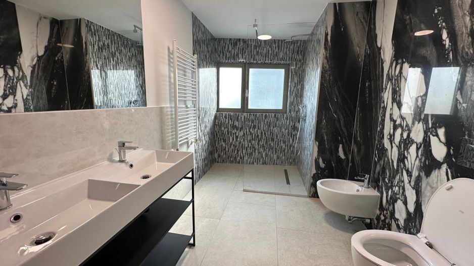 Apartament bloc nou 3 camere - parcare subterana - Poză 8