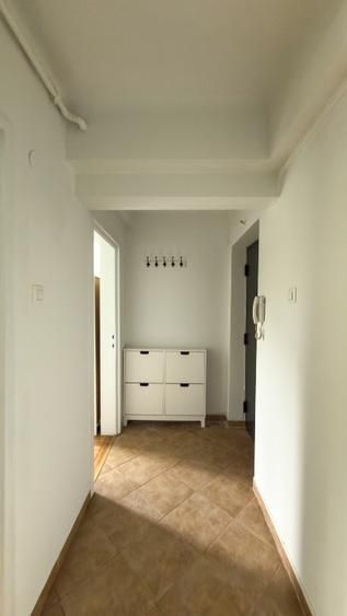 Apartament 3 camere, parter, 46mp + curte 30mp, in apropiere de Mega Mall - Poză 3