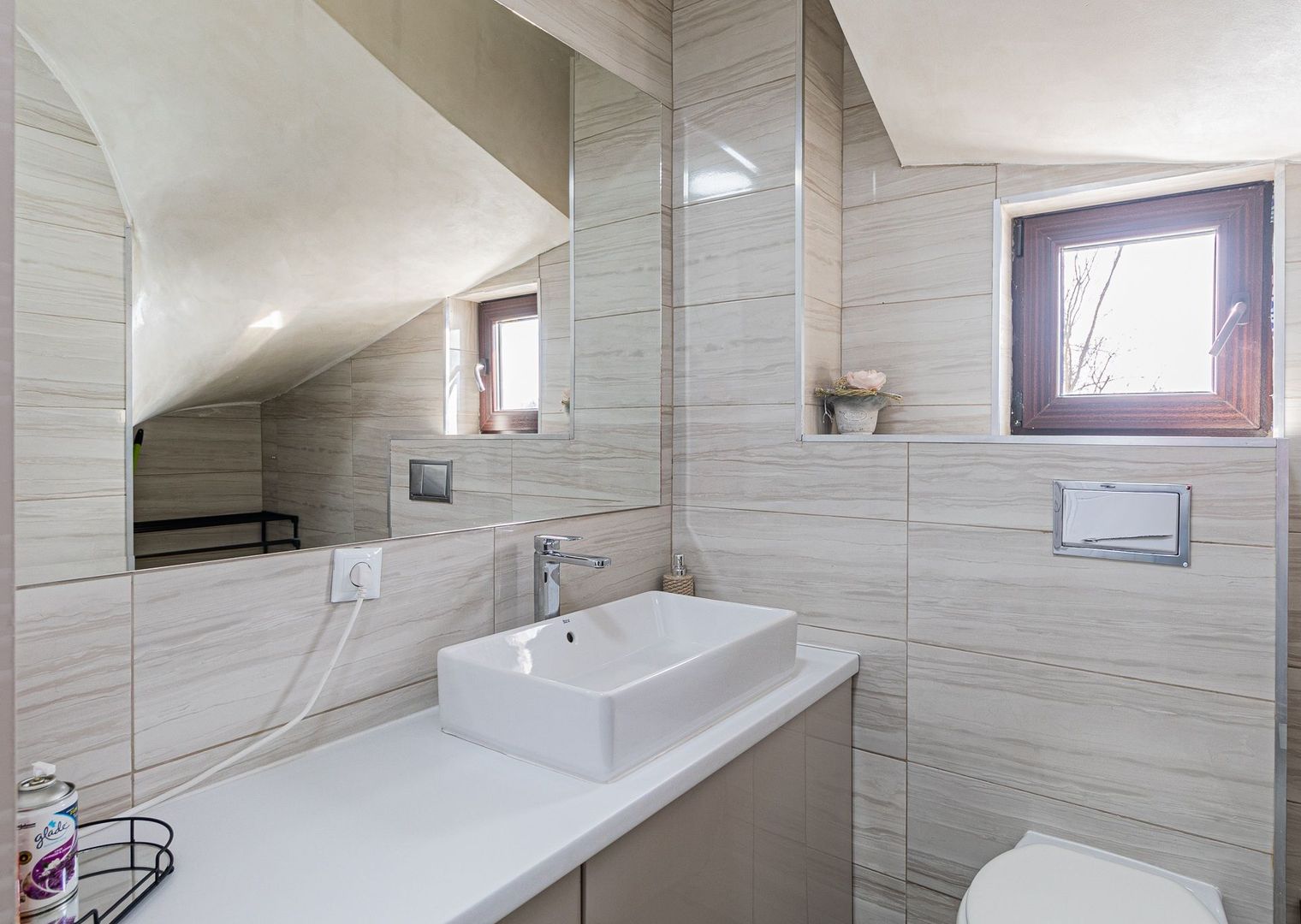 Propunem spre vanzare Casa individuală 4 camere LUX  Stupini - Poză 10