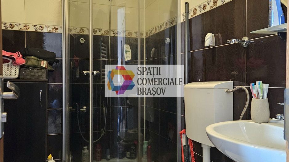 Apartament cu trei camere - mansarda, zona Garii 56 mp - Poză 3