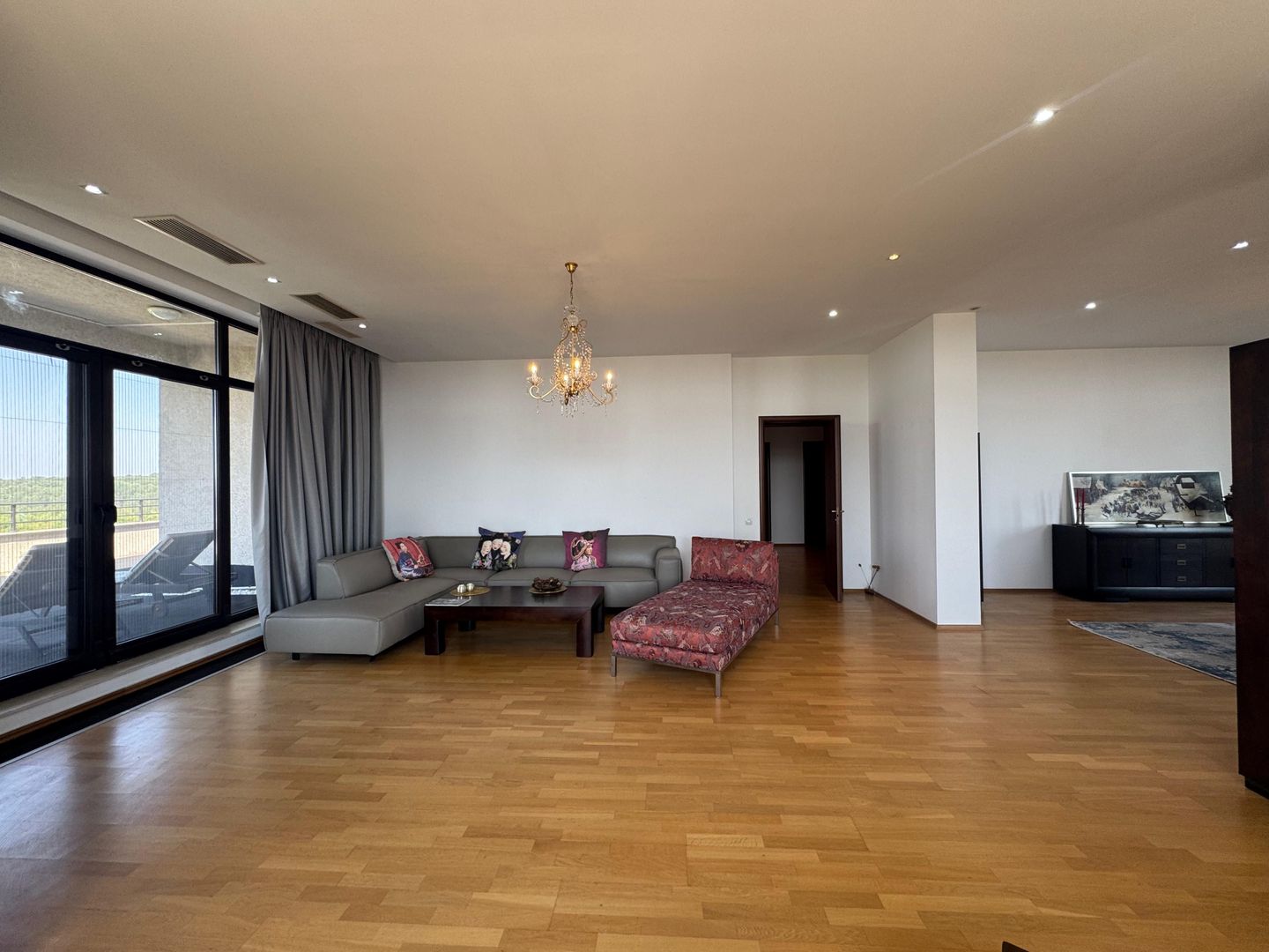 Inchiriere PENTHOUSE 250 mp+ 320 mp terasa| BANEASA- Privighetorilor - Poză 3