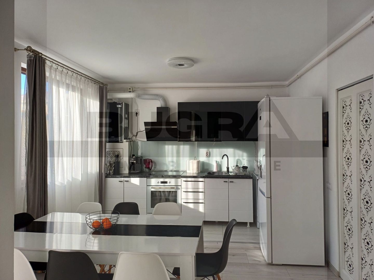 Duplex de 110mp, modern, terasa, 2 bai, zona Terra - Poză 3