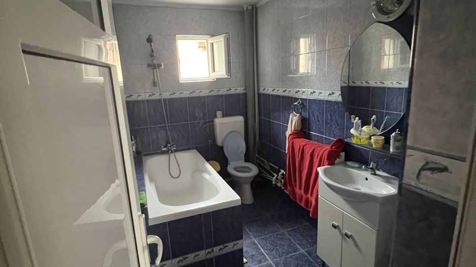 Vila  5 camere Pantelimon  mobilata utilata complet - Poză 9