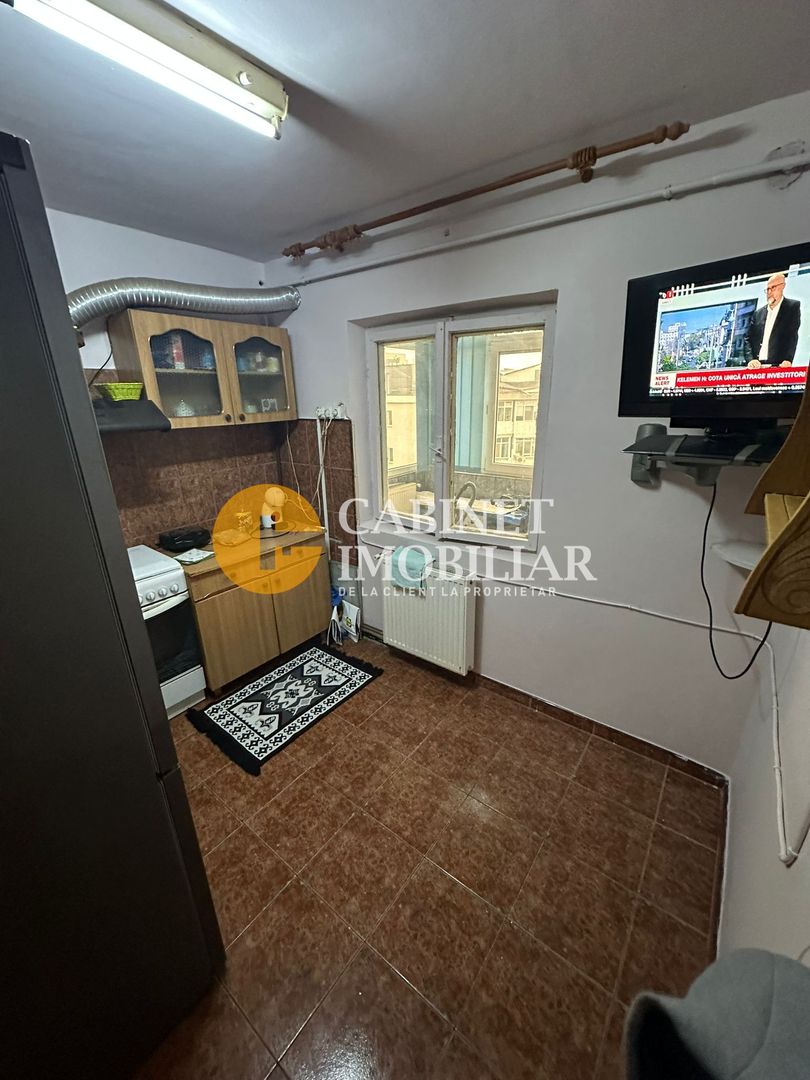 PACURARI - 2 CAMERE DECOMANDAT - Poză 3