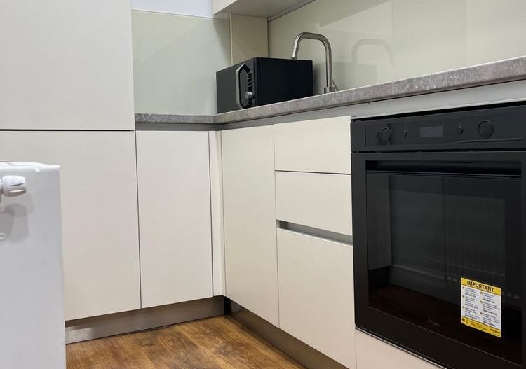 Open-Plan Studio in Day Residence Dristor – 2 Minutes to Metro - Poză 5