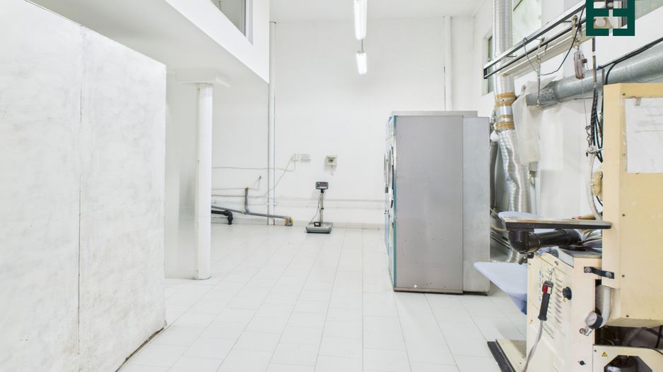 Hală Industrială / Comercială în zonă centrală - Timișoara - Poză 3