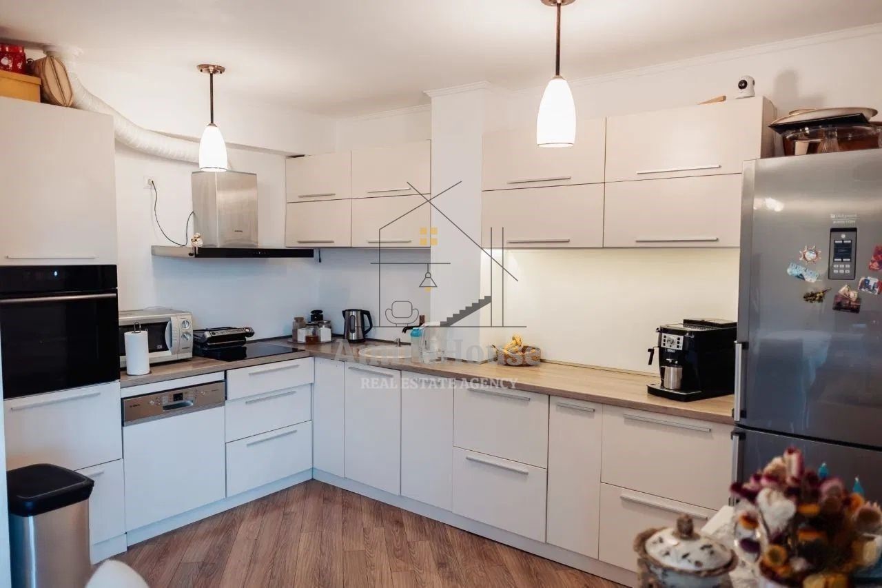 Duplex/unitate locativa, finisat, mobilat, teren 180 mp, Europa - Poză 7