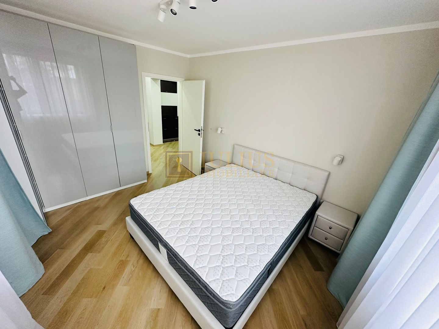 St. Lorena, 3 camere, centrala proprie - Poză 14