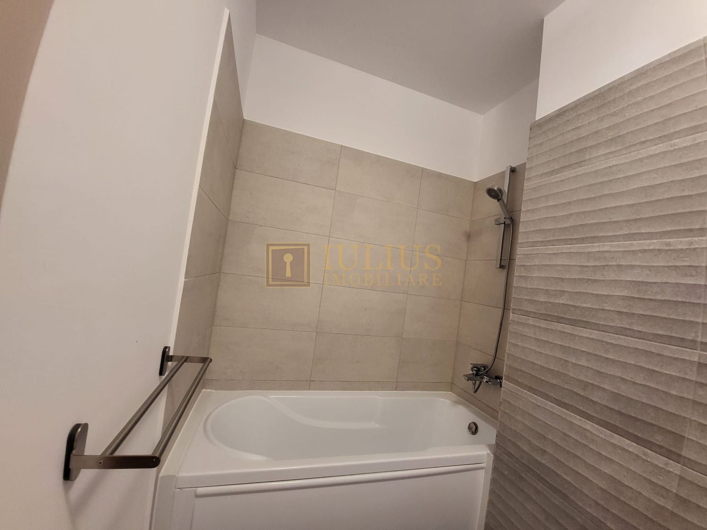 XCity | Parcare subterană | Modern și spațios - Poză 8
