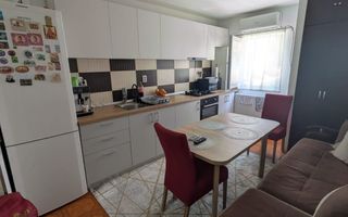 Apartament cu 2 camere decomandat de vânzare – Zona Stejarului - Poză 1