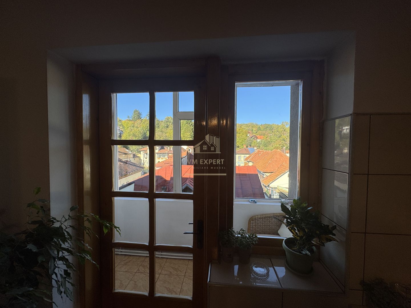 APARTAMENT 3 CAMERE CAMPULUNG, ETAJ 3, ULTRACENTRAL - Poză 17