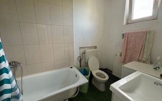 Casa cu 2 apartamente zona Mehala - Poză 8
