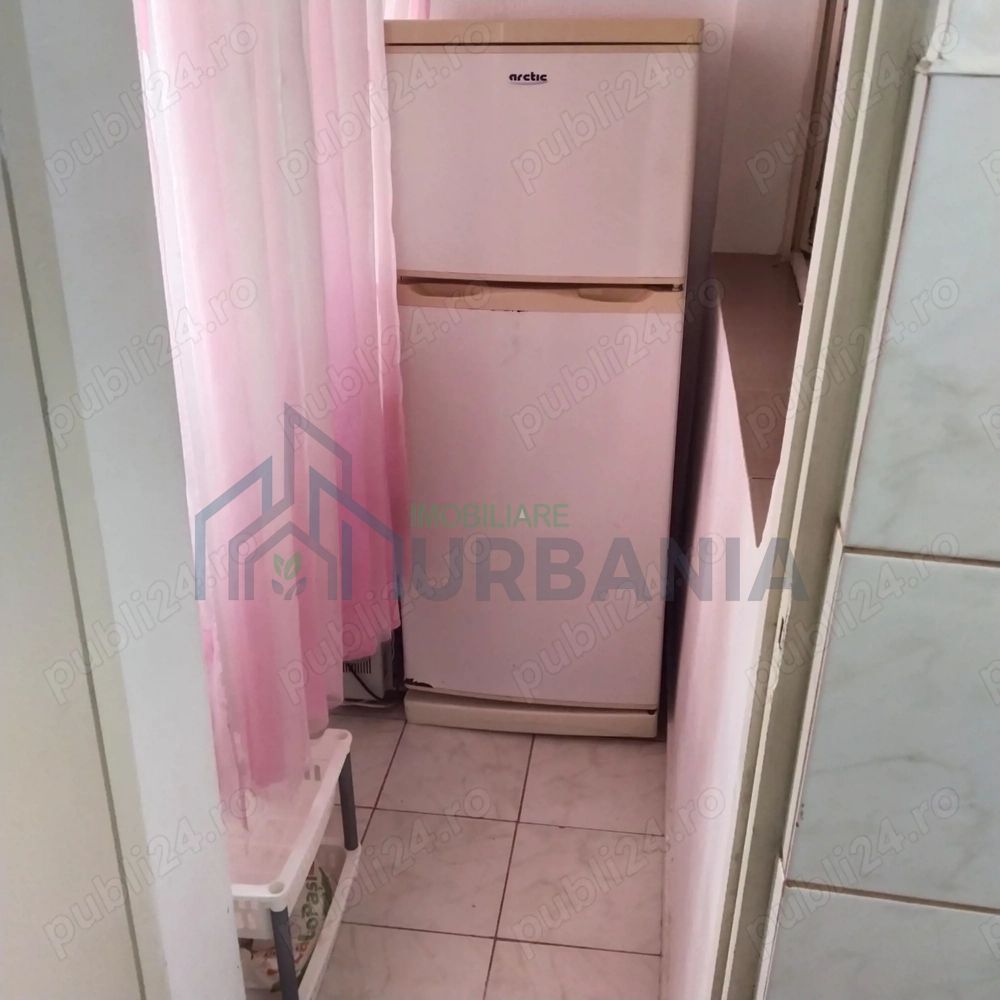 #, vând garsonieră în Tudor, în spate la Iulius Mall (Iasi) - Poză 5