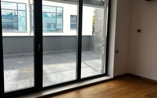 Apartament cu 3 camere - Zona Unirii - Poză 1