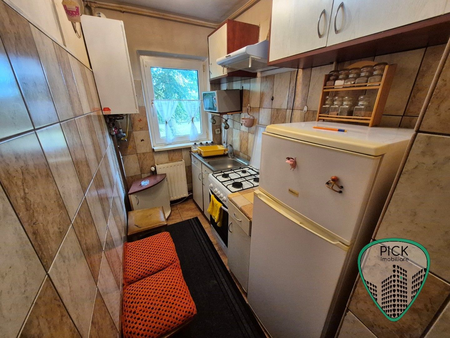 P 4251 Apartament  de Inchiriat cu 2 camere în Tg. Mureș, 7 Noiembrie - Poză 3
